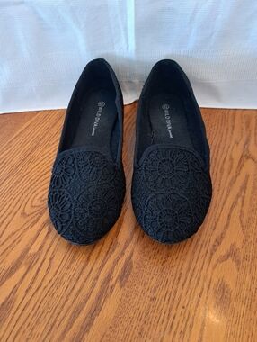 Wild Diva Black Lacey Womens Loafers Flats